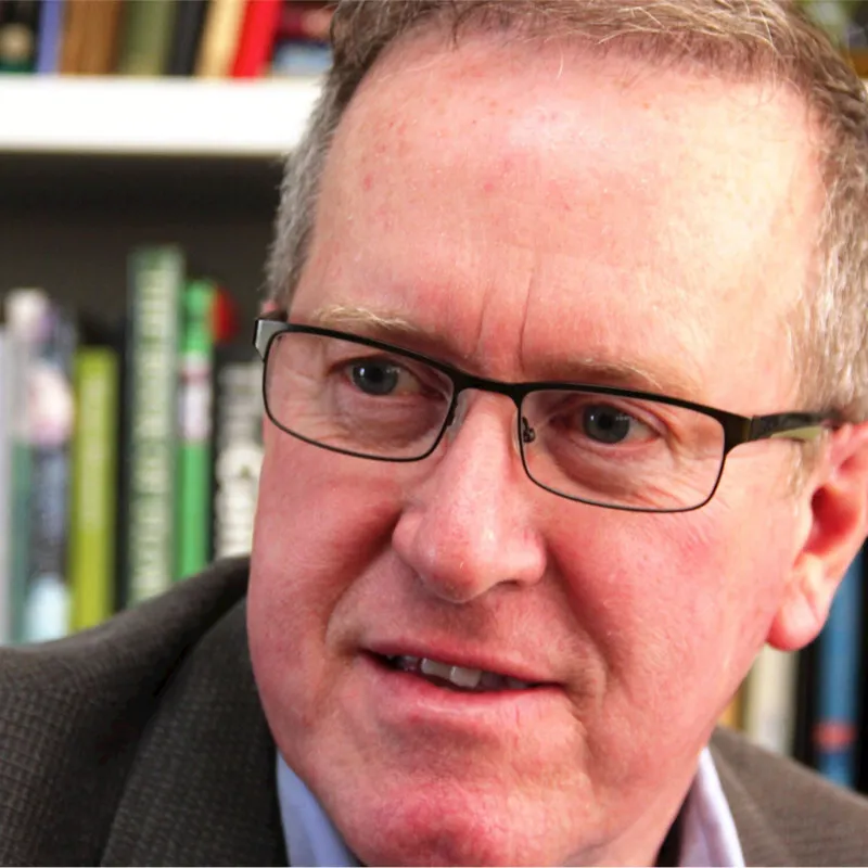 Headshot of Douglas Vander Broek