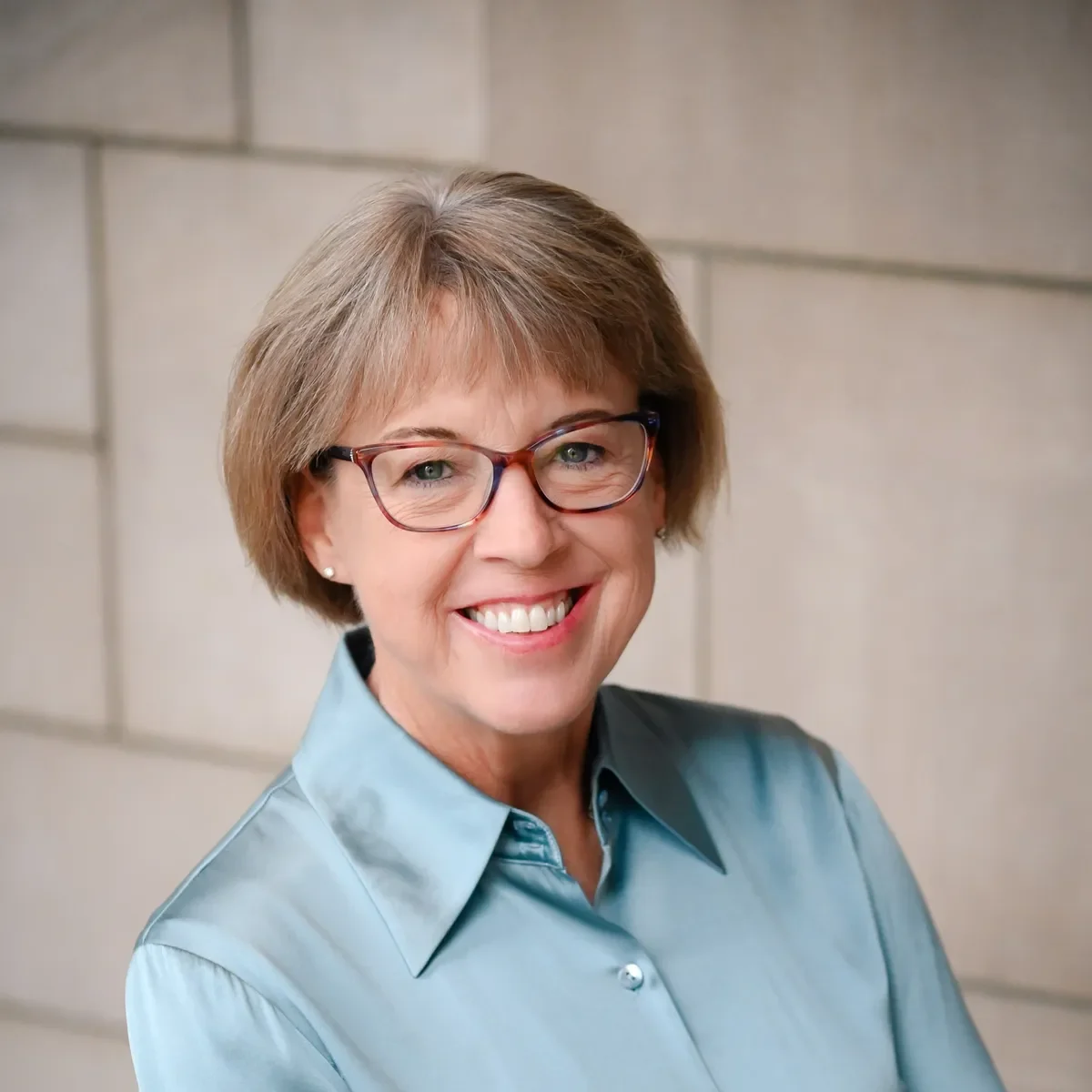 Headshot of Deb Caudill